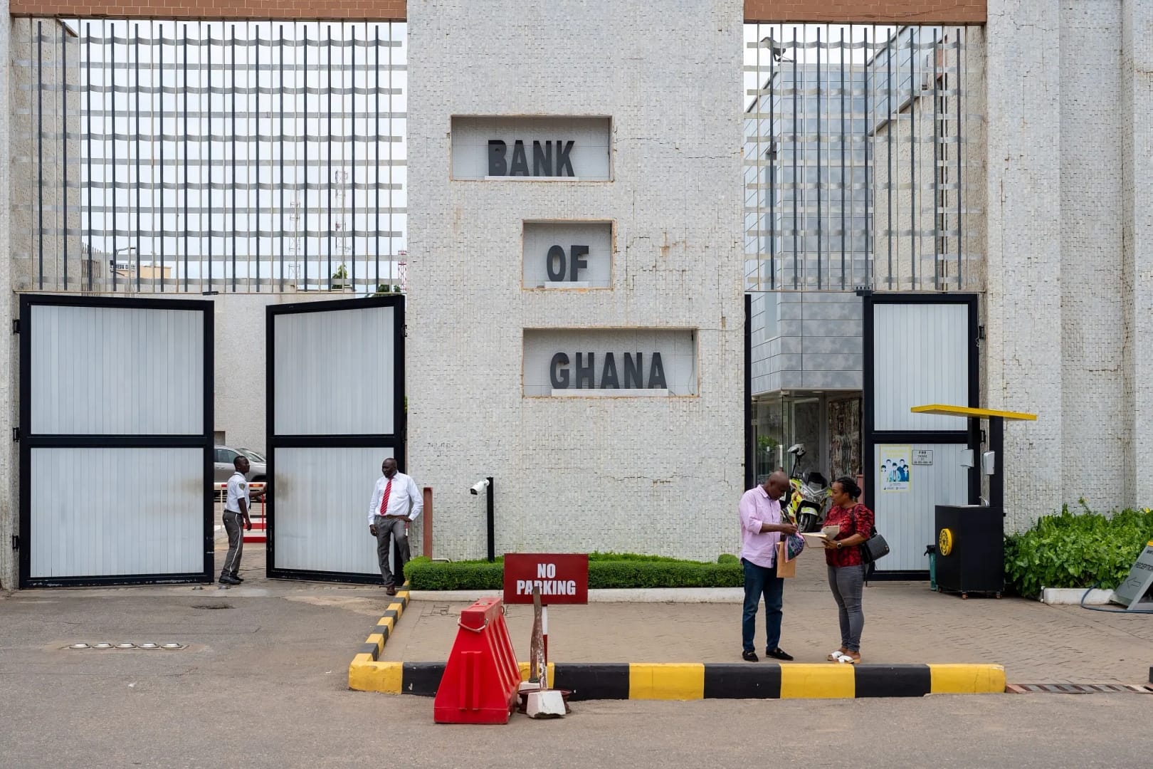 bank of ghana reports gh¢9.49bn loss in 2024