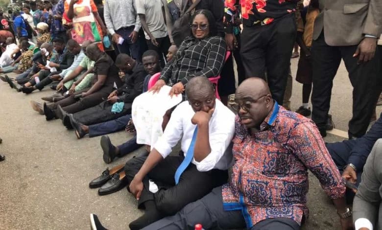 “free wontumi now!” – tensions flare as npp rallies at nib